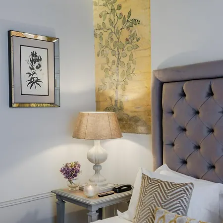 Heritage Retreat Hotel