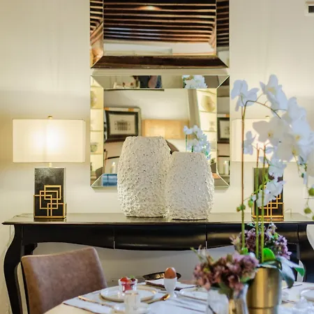 Heritage Retreat Hotel *