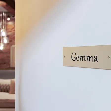 Heritage Retreat Hotel *